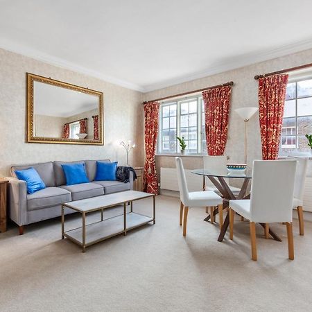 The Mayfair Large Snug 伦敦 外观 照片