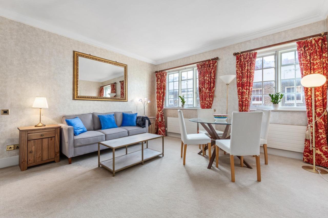 The Mayfair Large Snug 伦敦 外观 照片