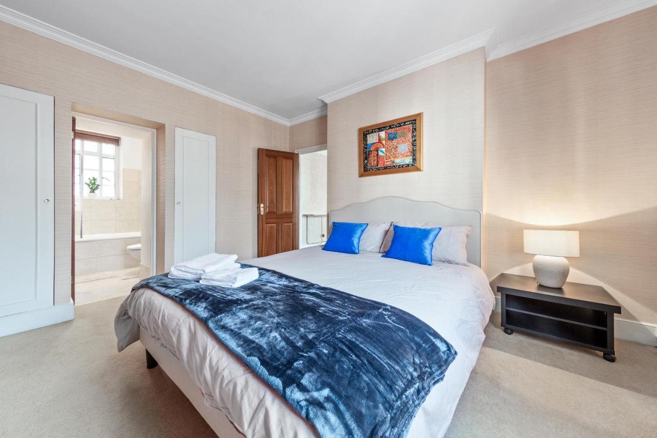 The Mayfair Large Snug 伦敦 外观 照片