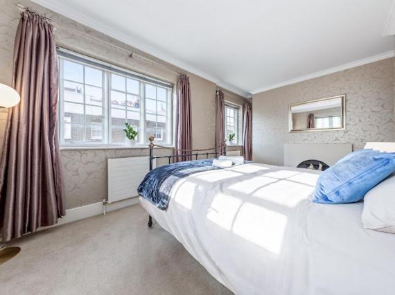 The Mayfair Large Snug 伦敦 外观 照片
